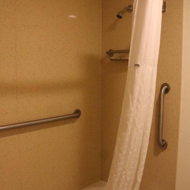 Photo of Bathroom in Lone Pine