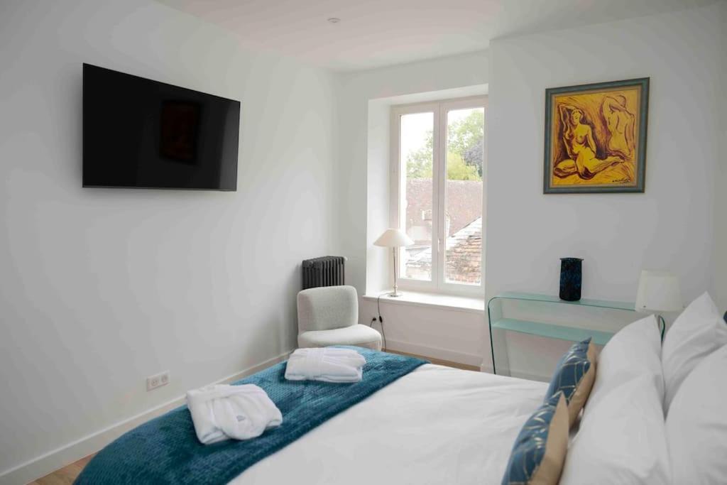 Photo of Bedroom in Montigny-le-Gannelon