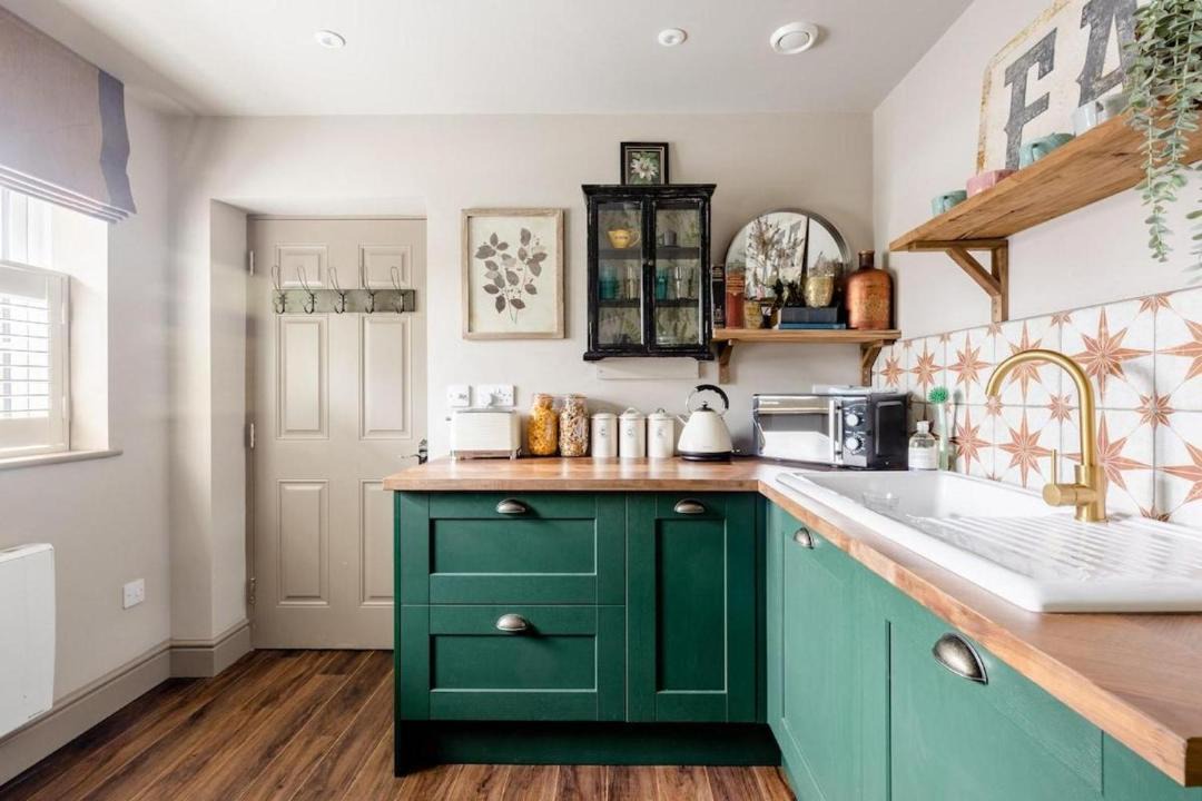 Photo of Others in Cobham