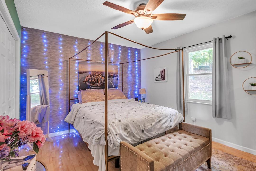 Photo of Bedroom in Knoxville