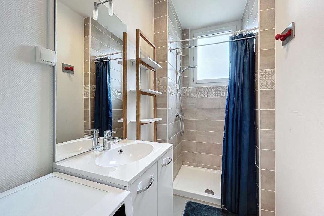 Photo of Bathroom in Montlucon