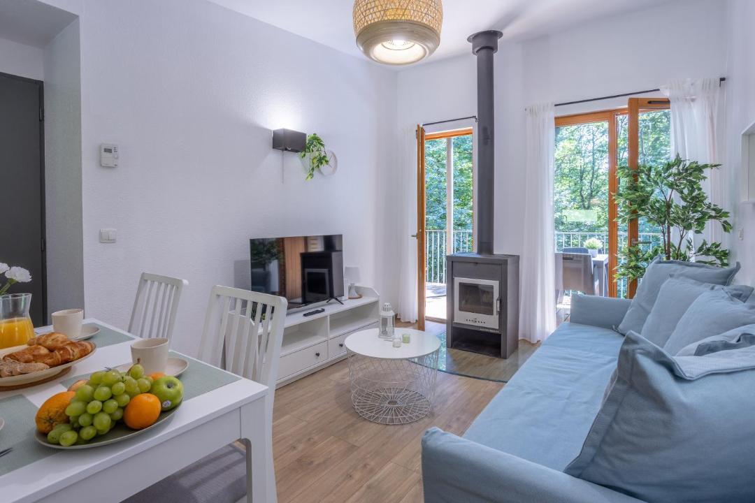 Photo of Others in Eppe-Sauvage