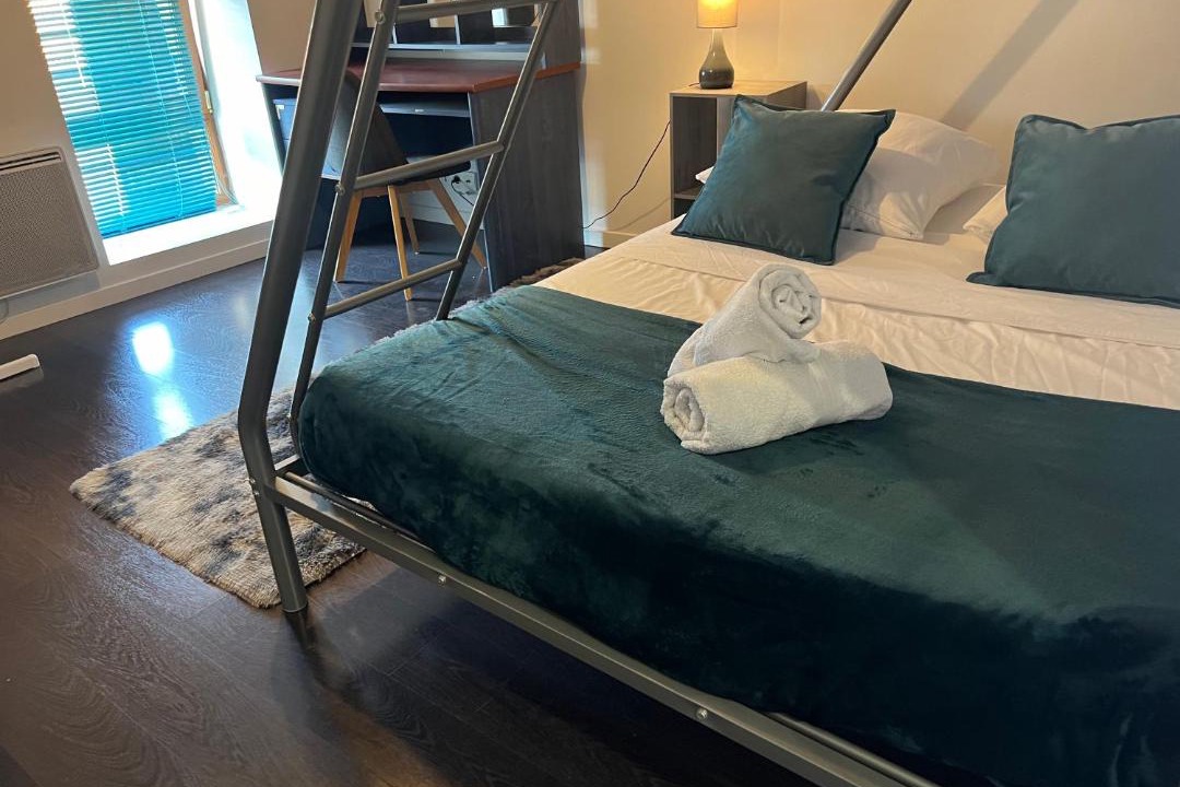 Photo of Bedroom in La Roche-de-Glun