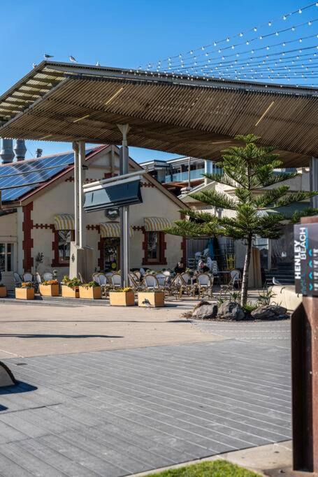 Photo of Others in Henley Beach