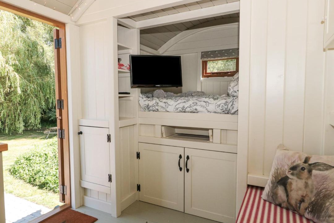 Photo of Others in South Leigh