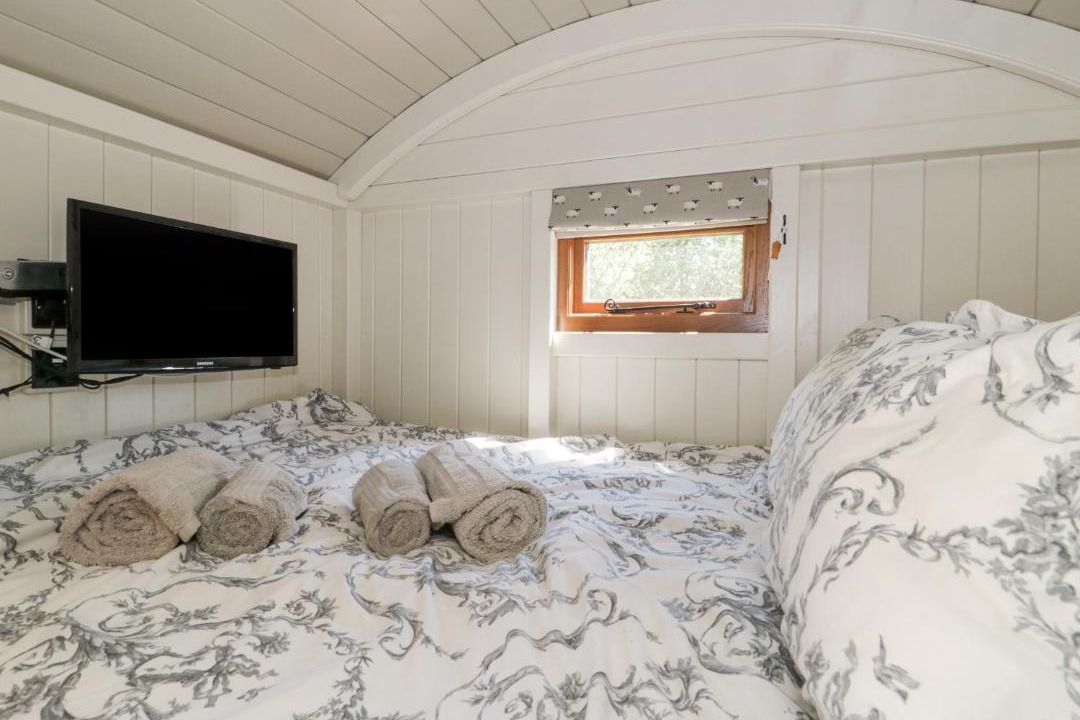 Photo of Bedroom in South Leigh