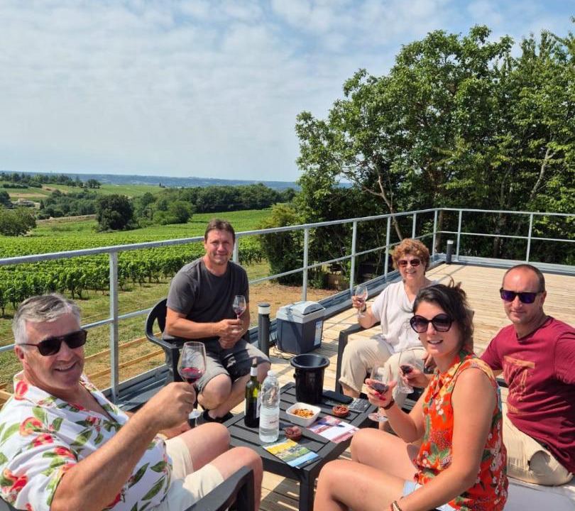 Photo of Patio Balcony in Belves-de-Castillon