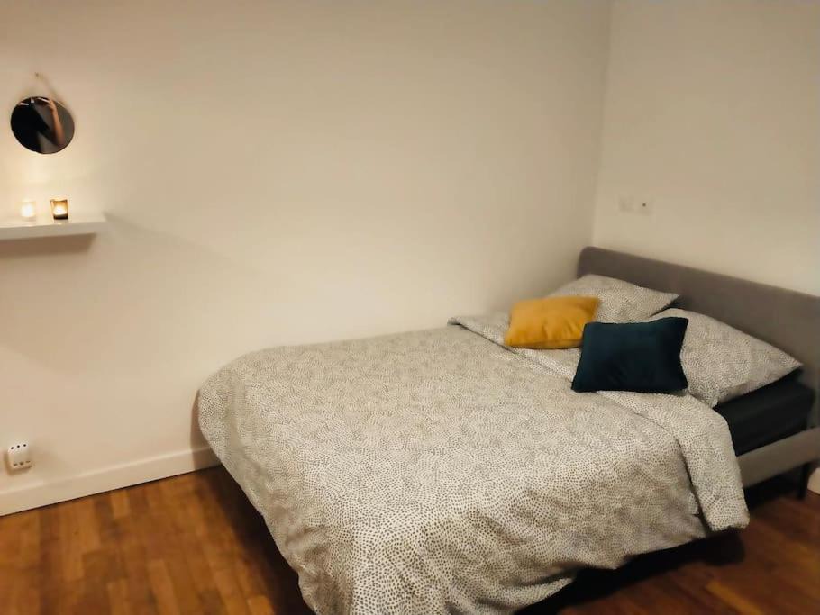 Photo of Bedroom in Bondy