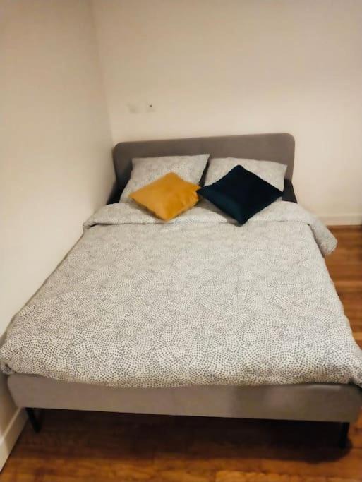 Photo of Bedroom in Bondy