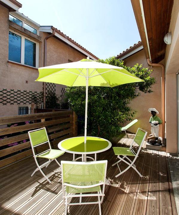 Photo of Patio Balcony in Issel