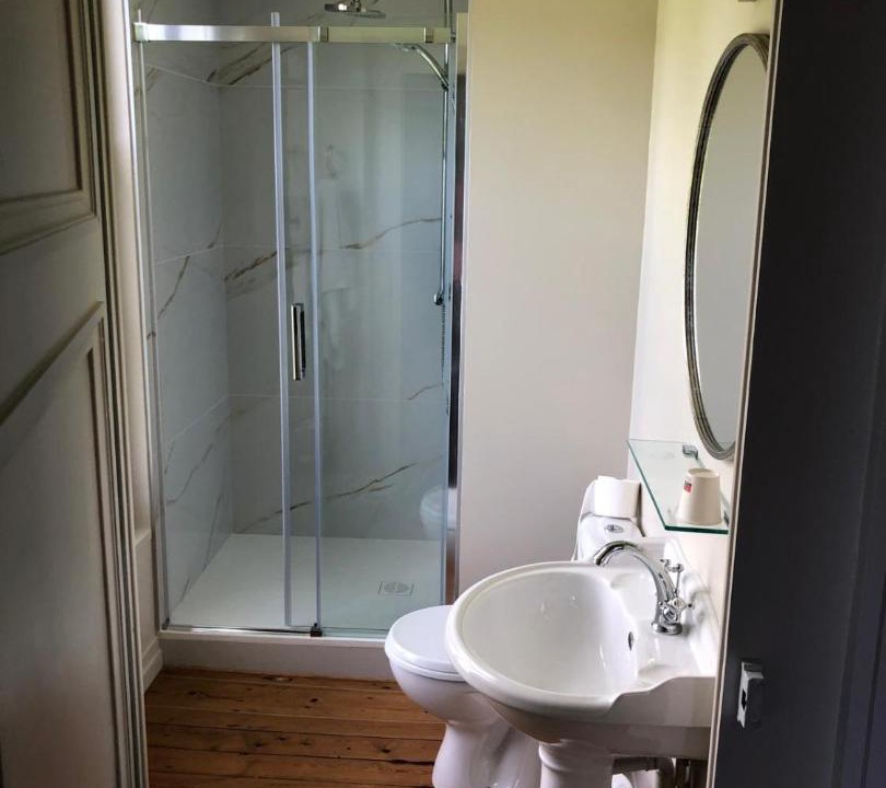 Photo of Others in Conty