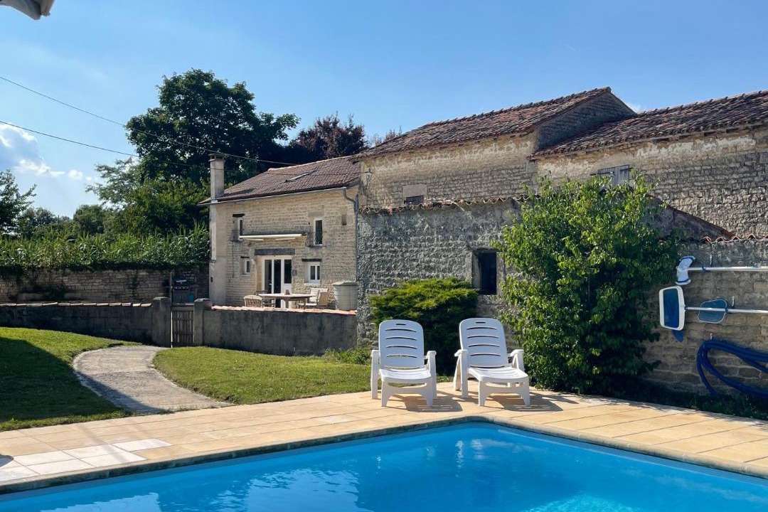 Photo of Others in La Croix Comtesse