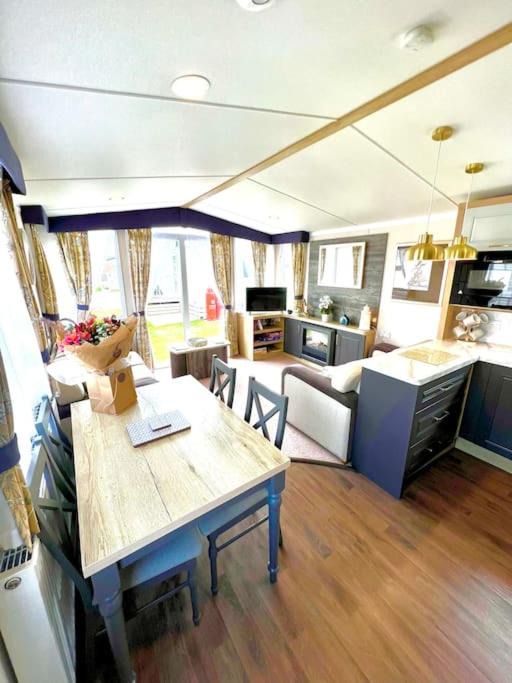 Photo of Others in Par