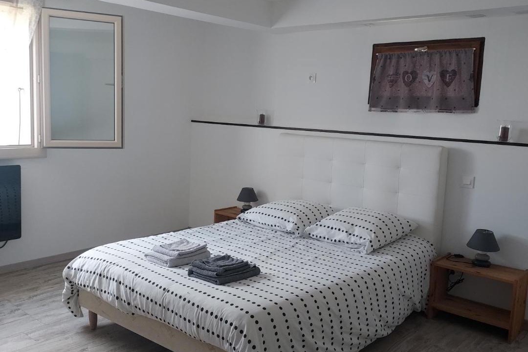 Photo of Bedroom in Payrac