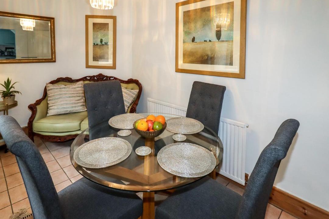 Photo of Others in Pontblyddyn