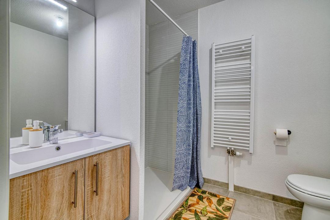 Photo of Bathroom in Castanet-Tolosan