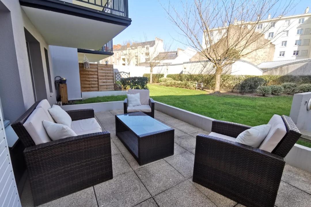 Photo of Patio Balcony in Quai de la Fosse