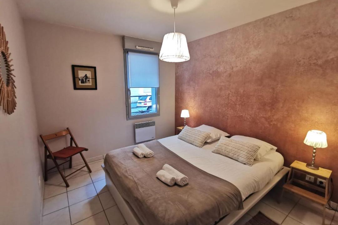 Photo of Bedroom in Quai de la Fosse