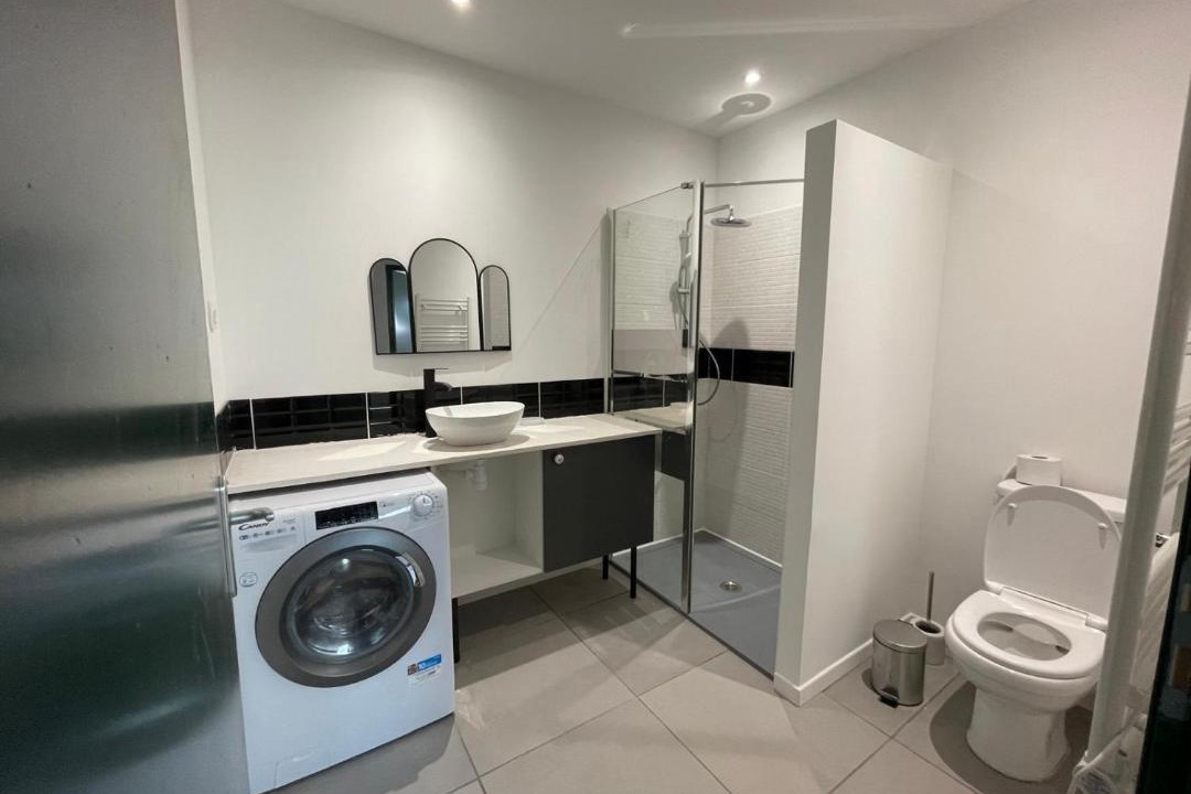 Photo of Bathroom in Saint-Jean-de-Vaux