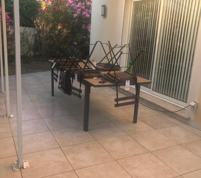 Photo of Others in Signes