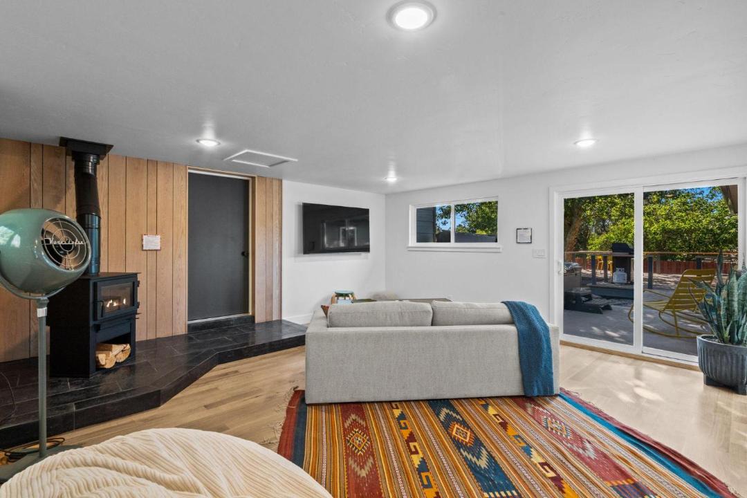 Photo of Others in Livingston