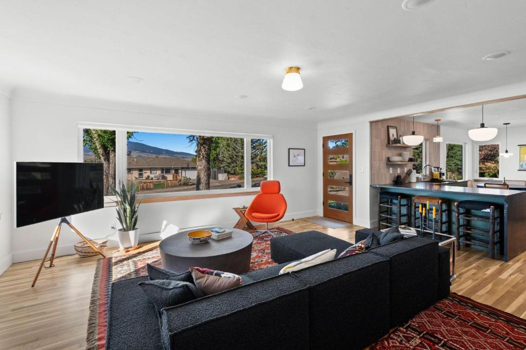 Photo of Others in Livingston