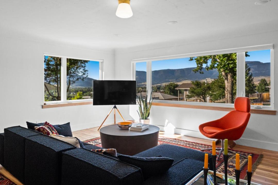 Photo of Others in Livingston