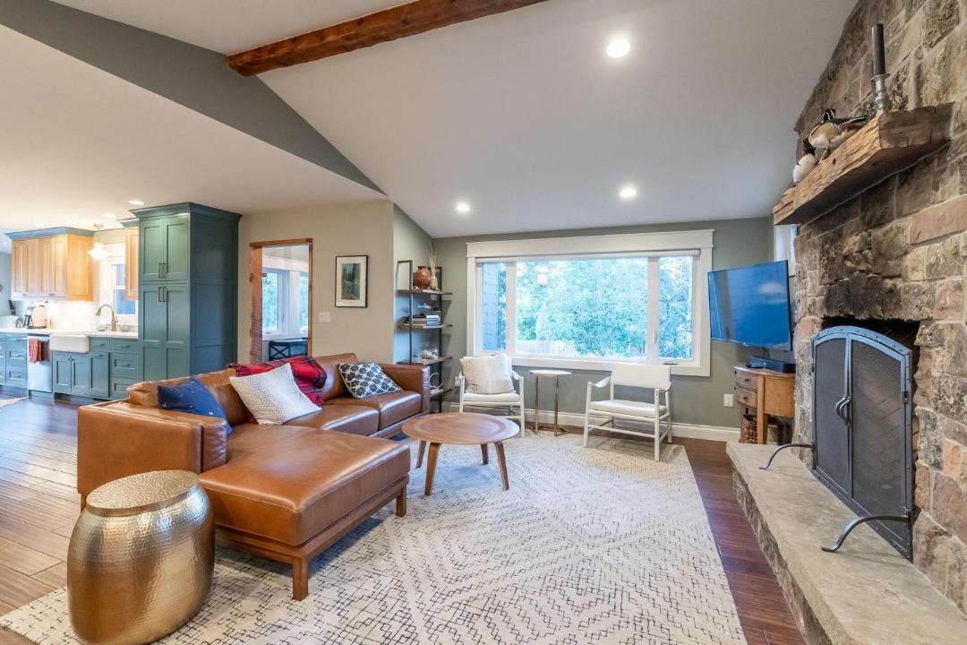 Photo of Others in Livingston