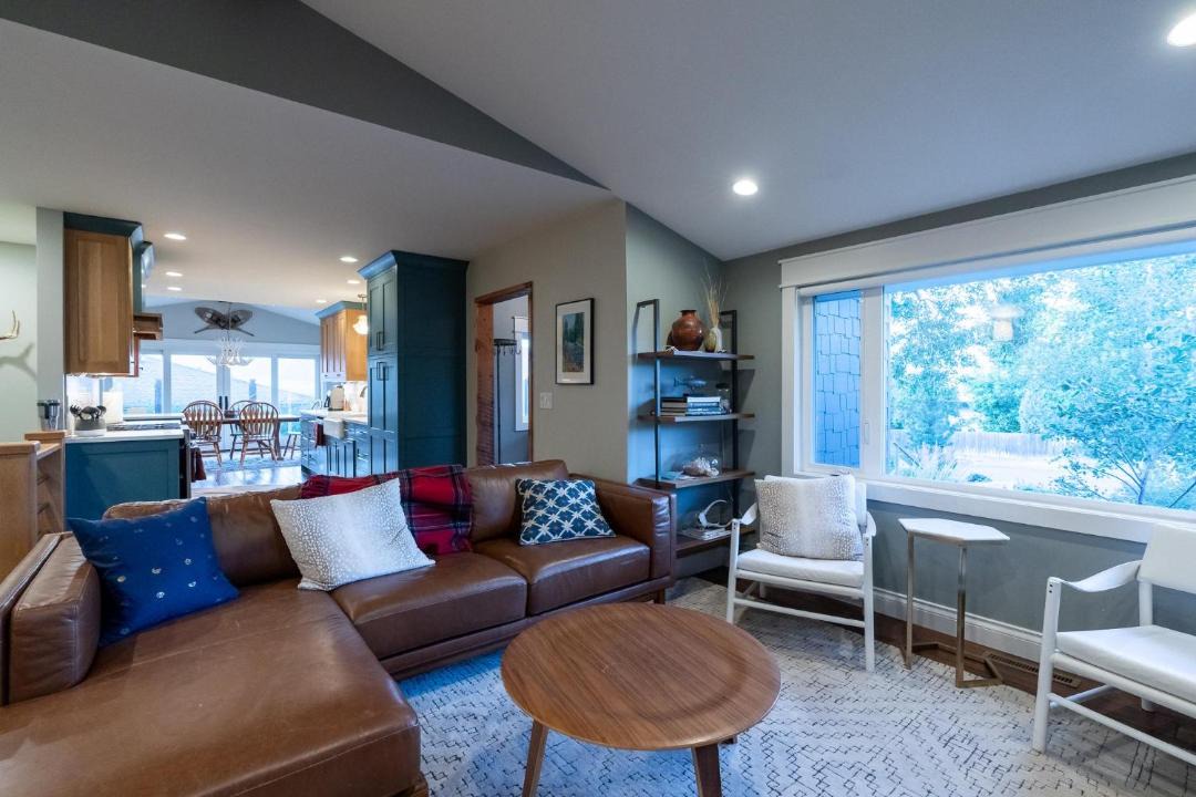 Photo of Others in Livingston