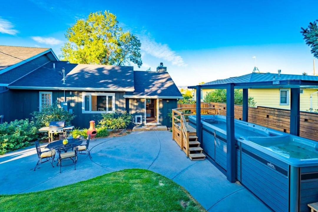 Photo of Others in Livingston