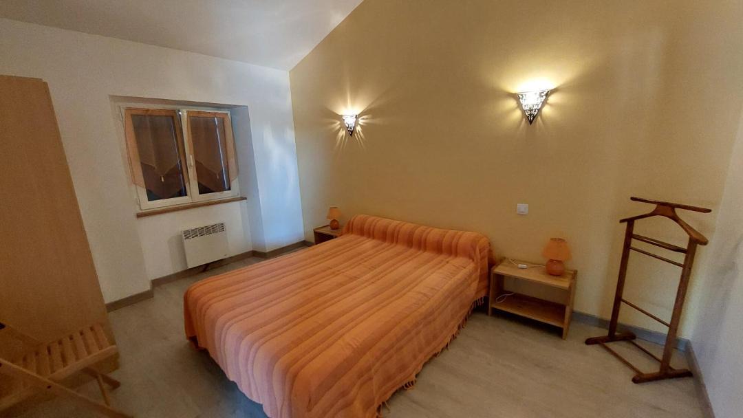 Photo of Bedroom in Gout-Rossignol