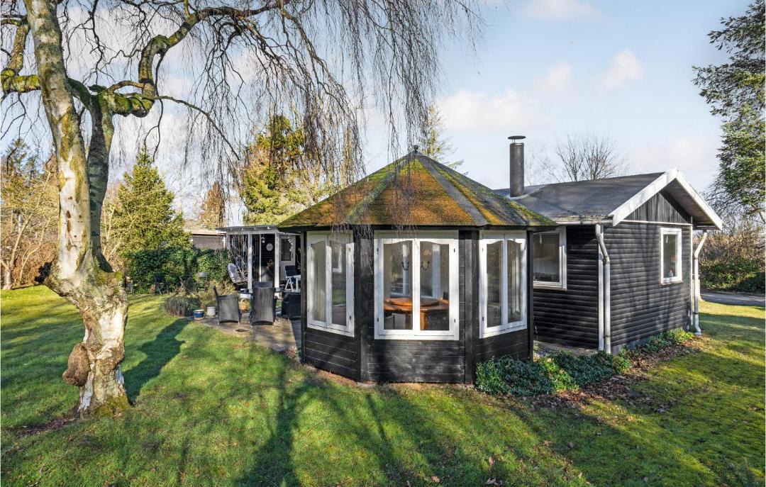 Photo of Others in Or