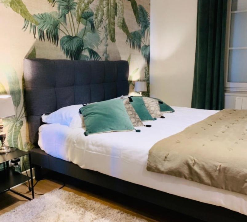 Photo of Others in Enclos