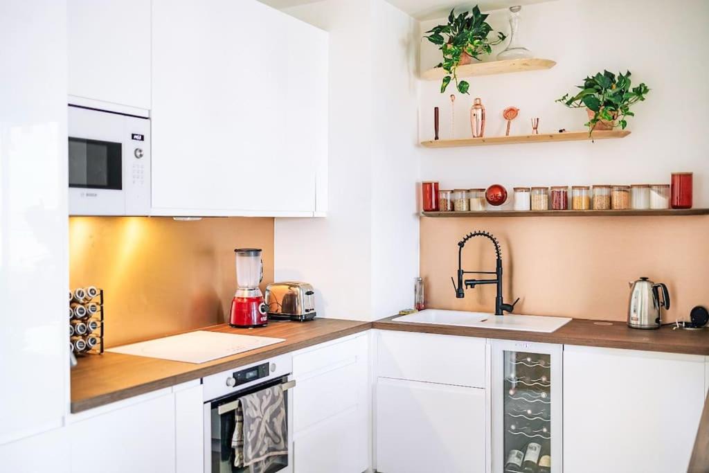 Photo of Others in Colombes