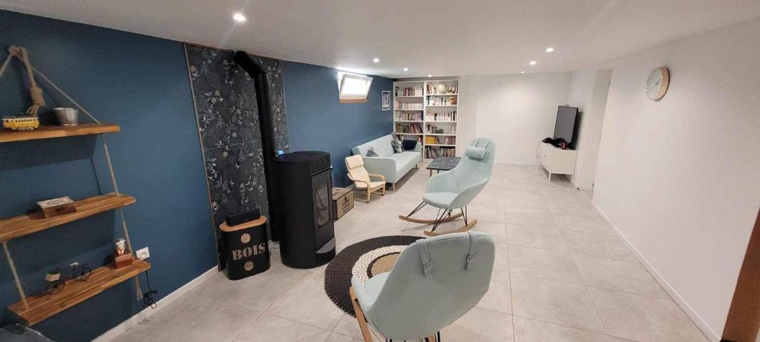 Photo of Others in Montigny-sur-Loing