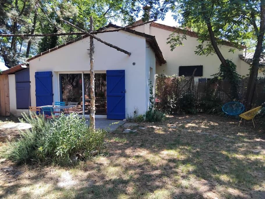 Photo of Others in Bagard