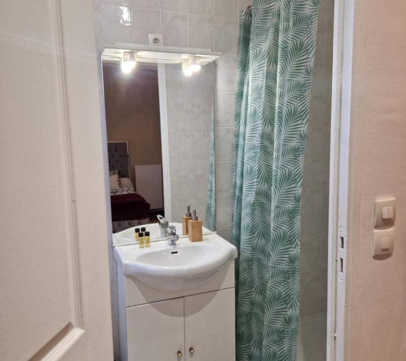 Photo of Bathroom in Saint-Michel-sur-Orge