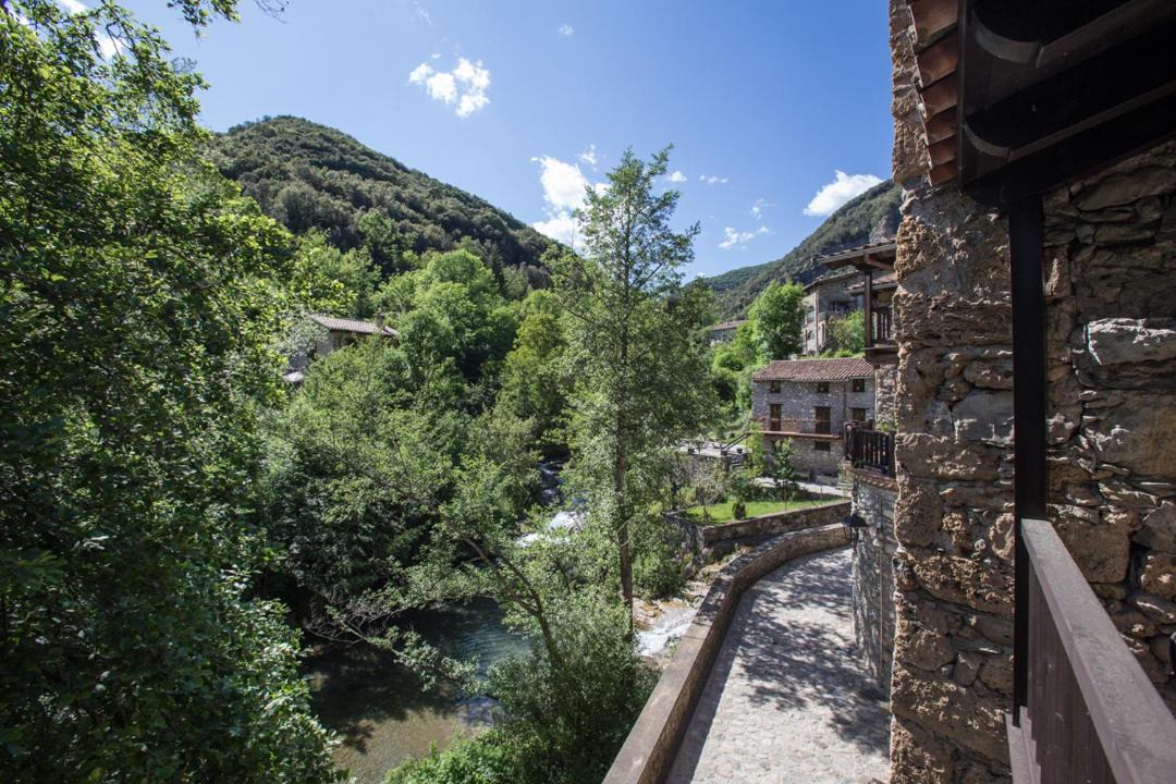 Photo of Others in Beget