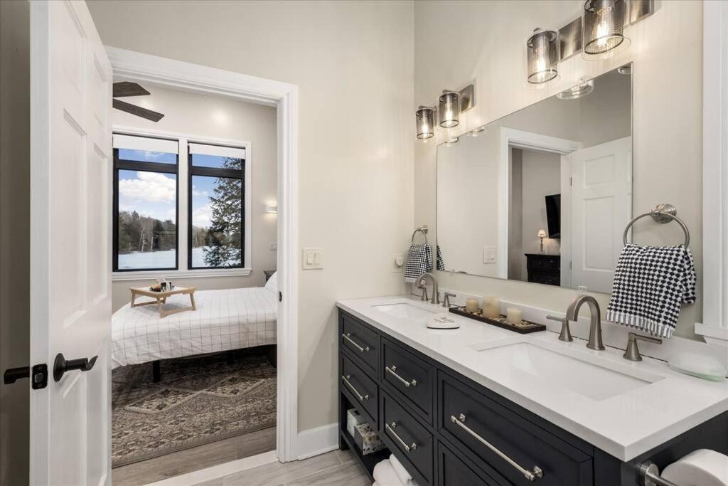 Photo of Others in Town of Diana