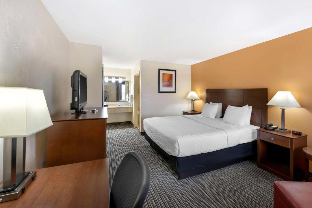 Photo of Bedroom in Ira