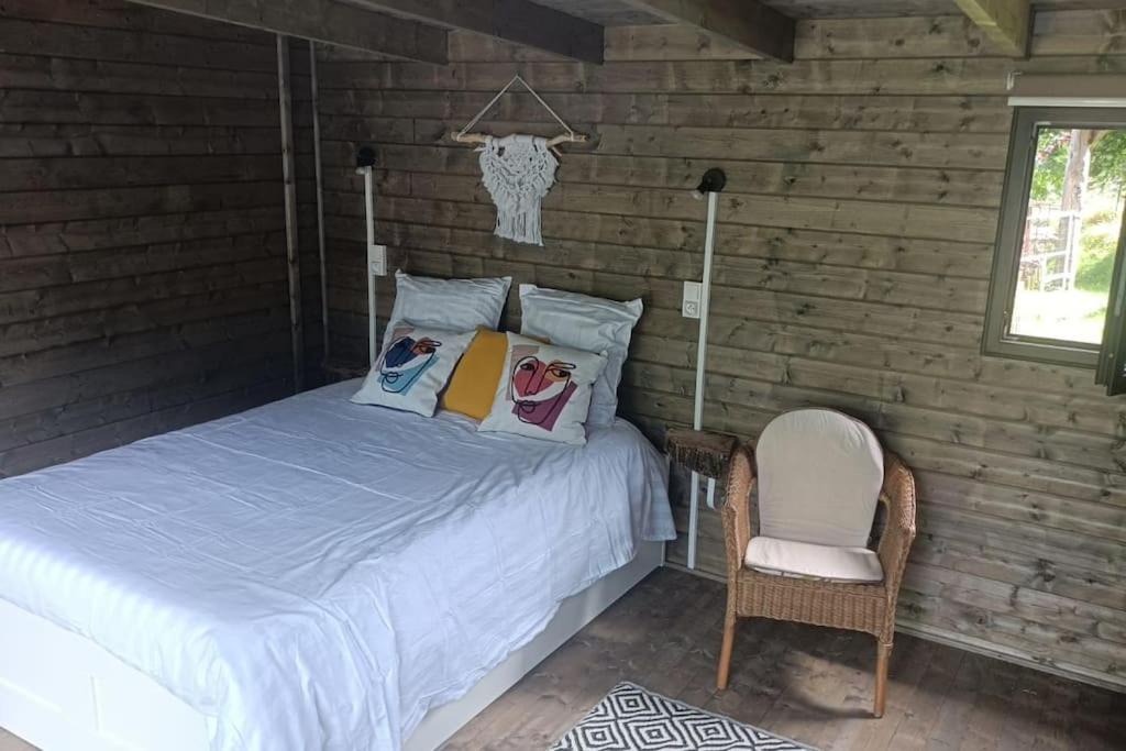 Photo of Others in Fabras