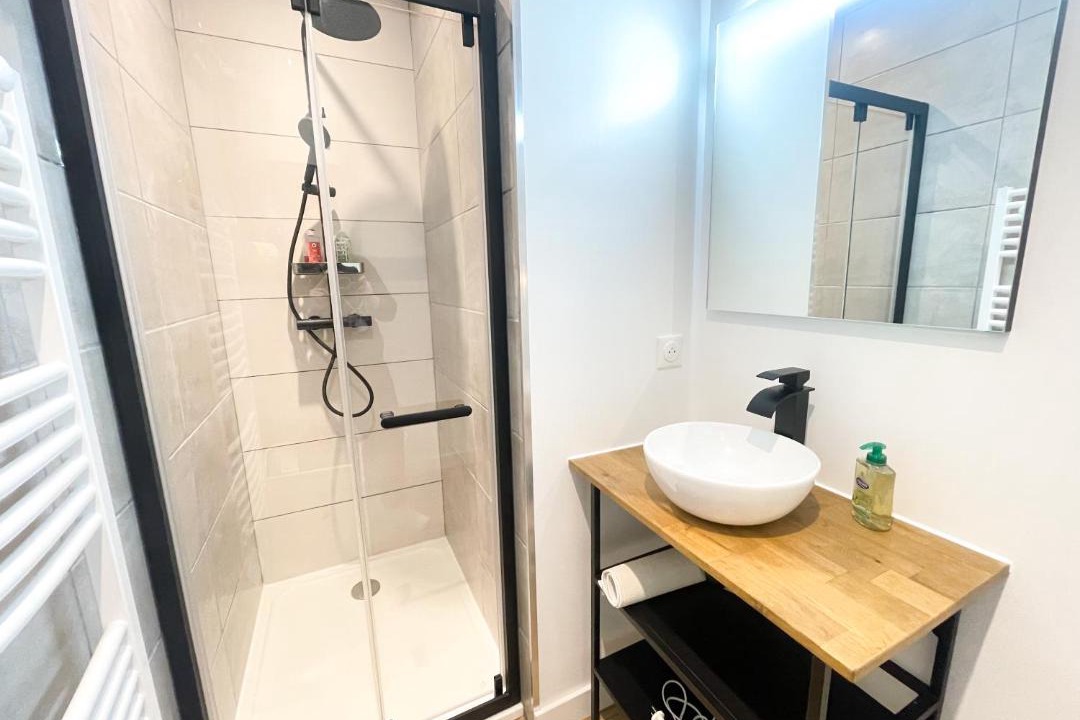 Photo of Bathroom in Saint-Pierre