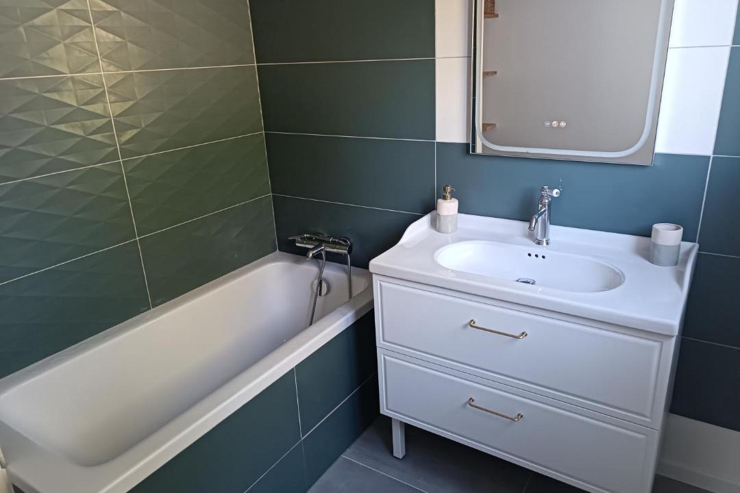 Photo of Others in Palaiseau