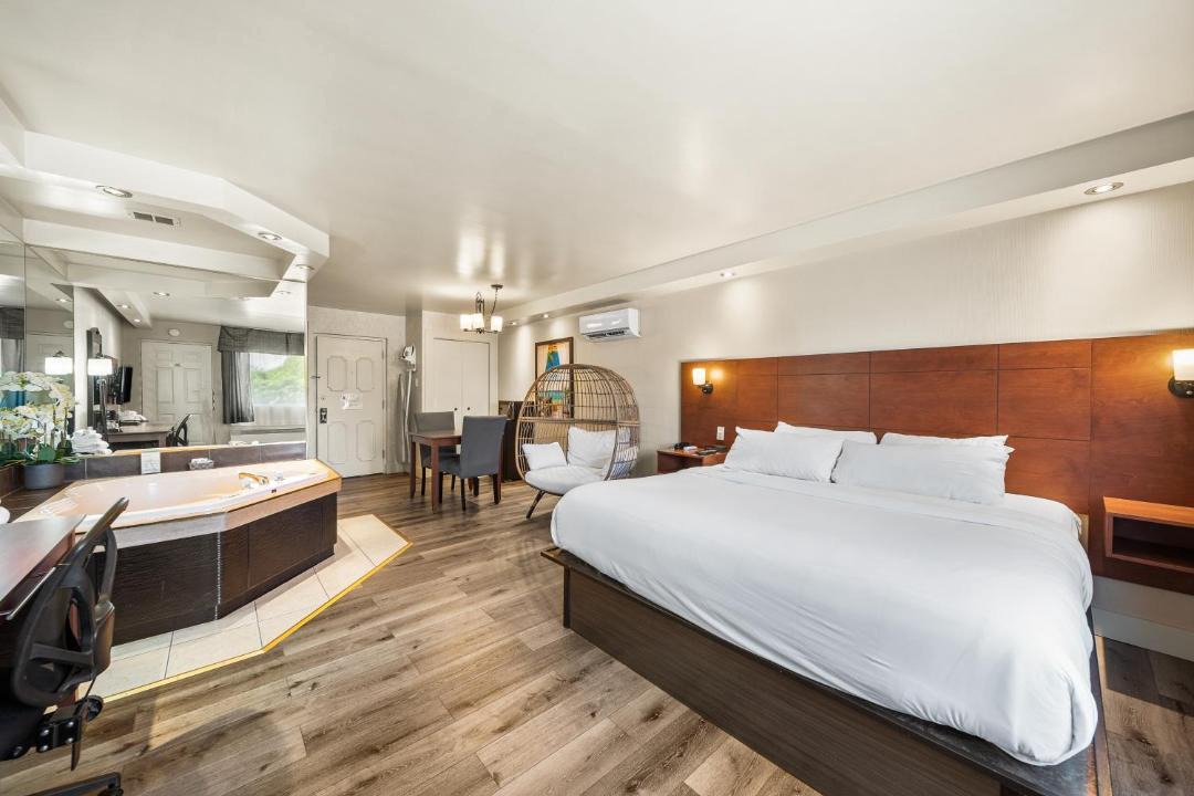 Photo of Bedroom in Trois-Rivieres Ouest