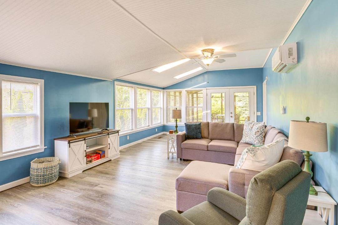 Photo of Others in Steuben