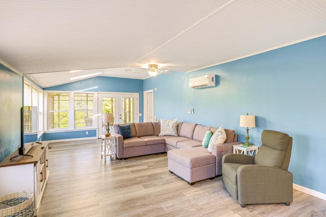 Photo of Others in Steuben