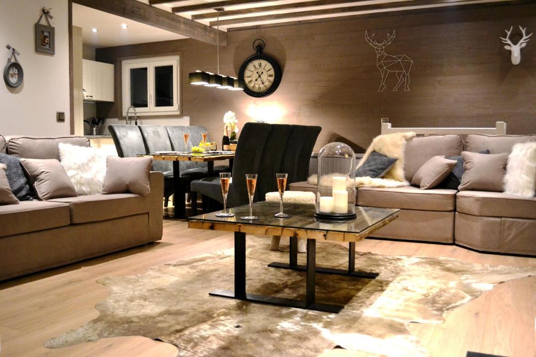 Photo of Livingroom in Pyrenees 2000