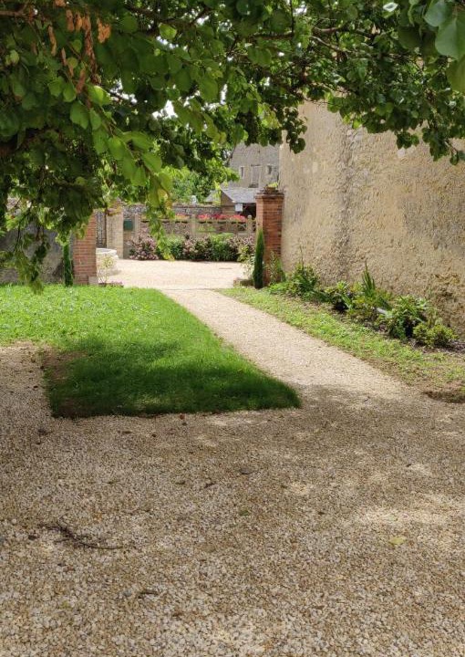 Photo of Others in Huille