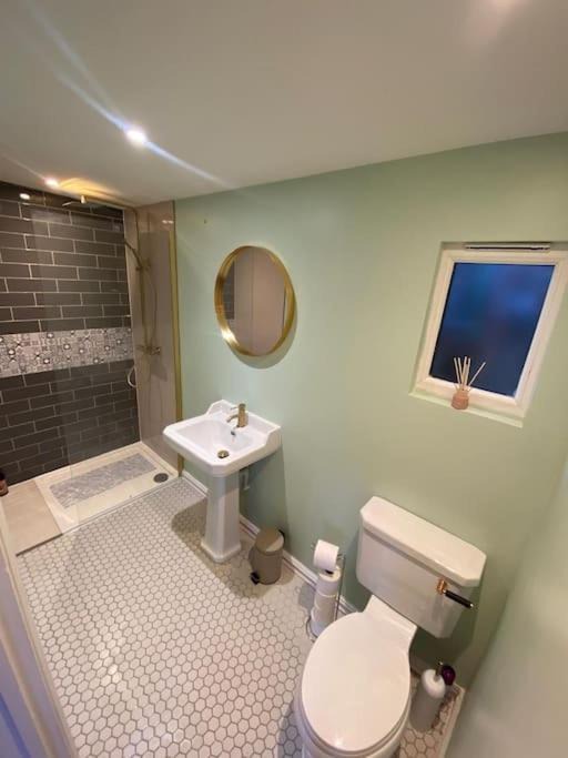 Photo of Bathroom in Abingdon