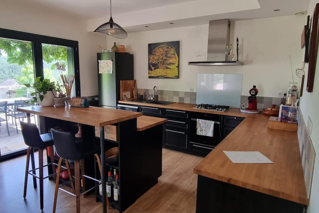 Photo of Kitchen in Saint-Martin-de-Clelles